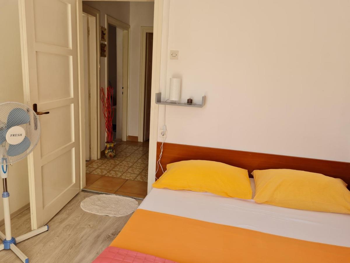 Guest House Barba Bibinje Exterior foto