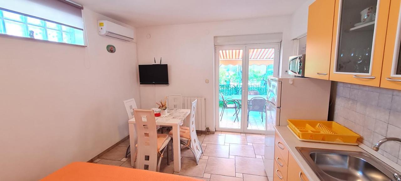 Guest House Barba Bibinje Exterior foto