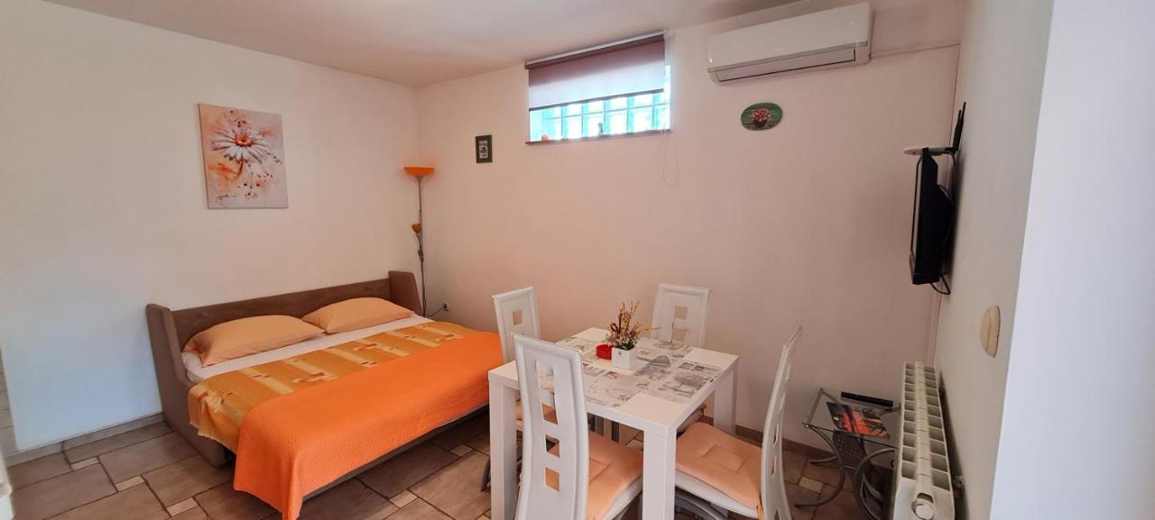Guest House Barba Bibinje Exterior foto